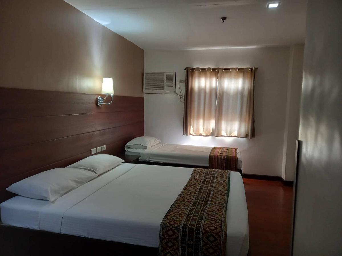 W Hotel Замбоанга Экстерьер фото